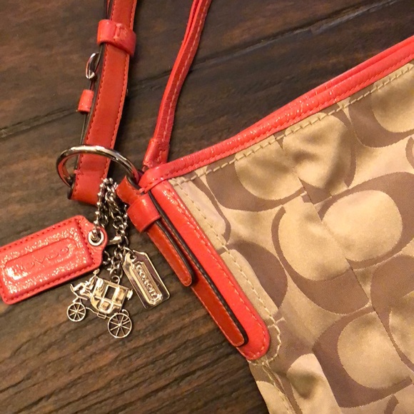 Coach Bag - Picture 2 of 5